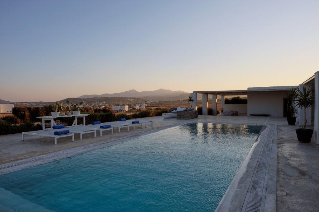 Villa with stunning sea view in Paros