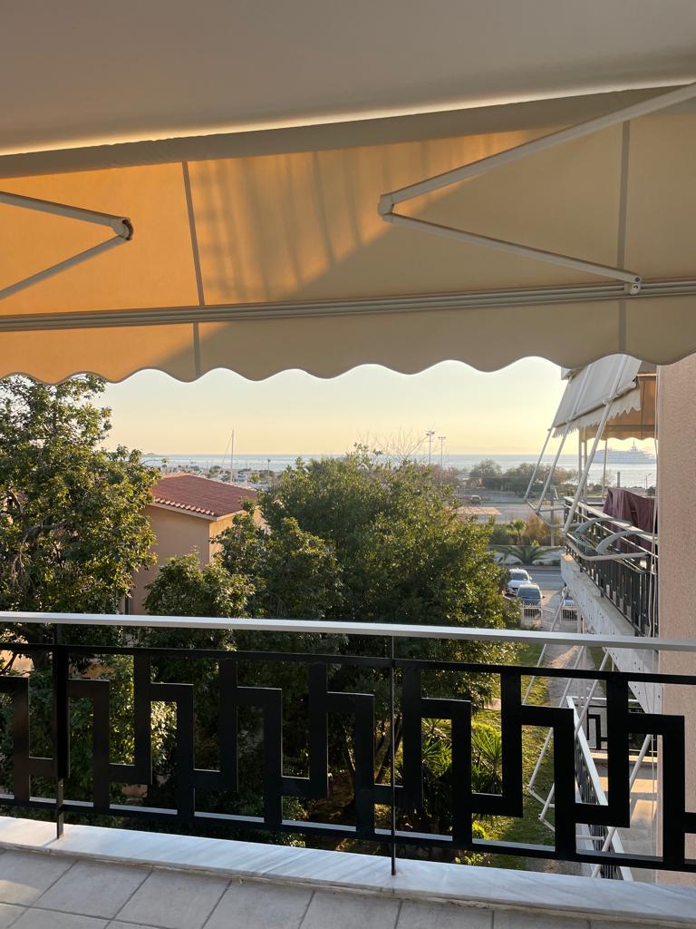 Apartment of 95 sqm, with sea view in Glyfada